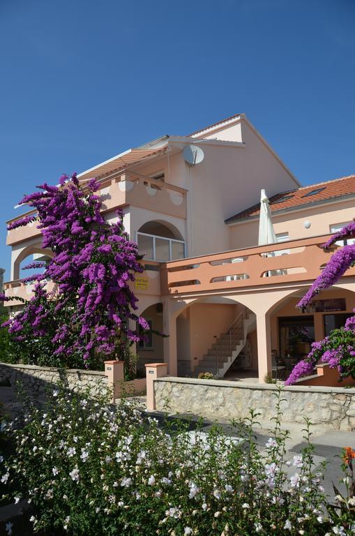 Apartments Jadranka Novalja Exterior foto
